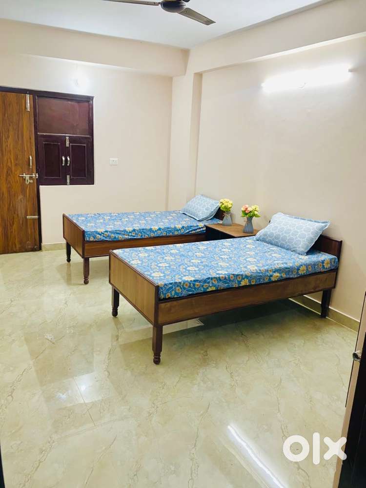 Vedant Homes Care PG Sec 135 Noida