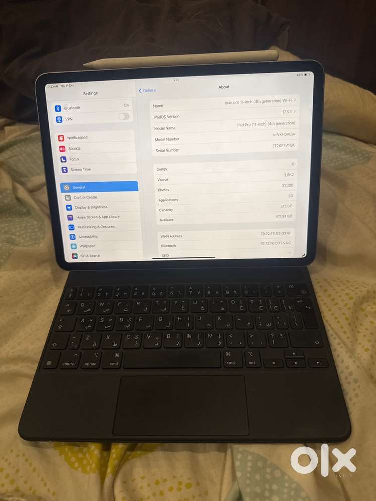 iPad Pro 11-inch (4th Gen)– 512GB (WiFi) + Apple track pad + Apple pen