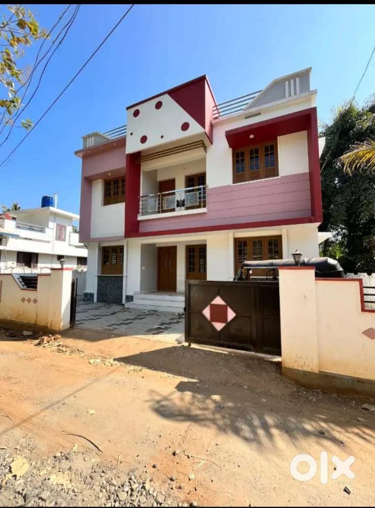 Mannuthy  4bhk 1600sqft  59lakh