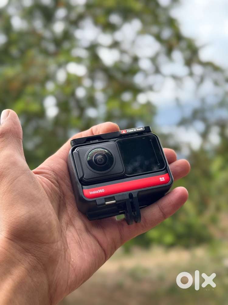 Insta 360 twin edition with full box kit