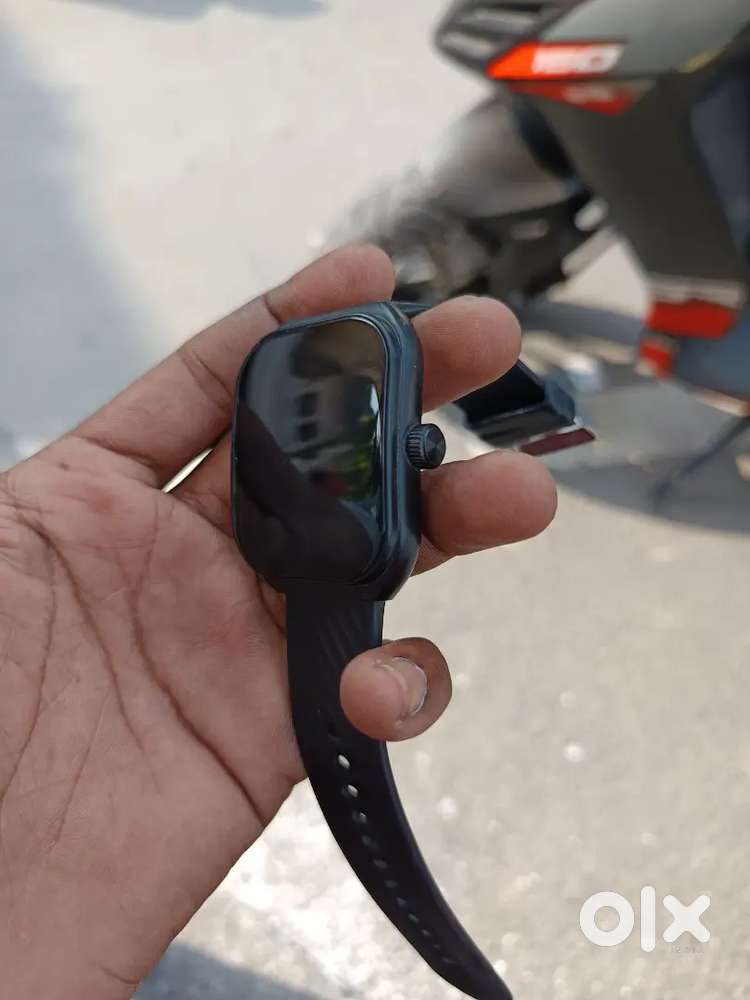 Go boult  smart watch