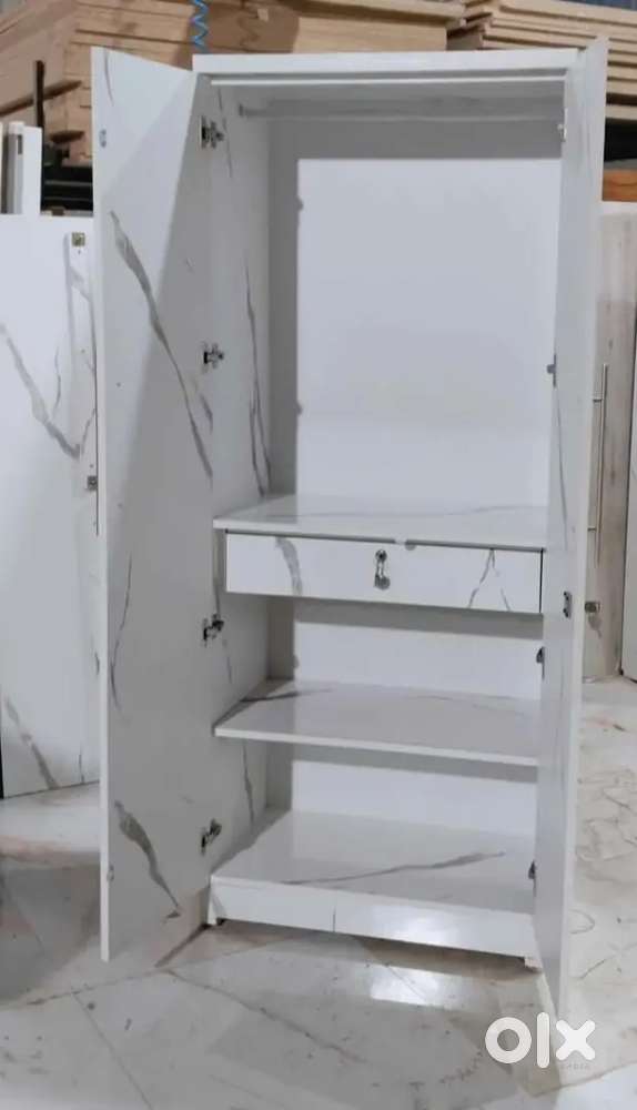 MARBLE WHITE DOUBLE DOOR WARDROBE