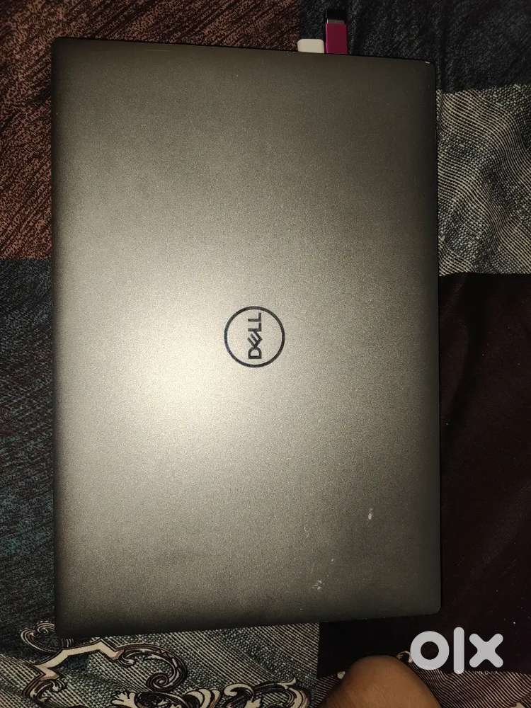 Dell Precision 5690  Ultra i7 13th Gen  32GB RAM  1TB SSD