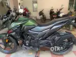 Top condition, showroom serviced, shiny green Honda XBlade 2019, 35kms