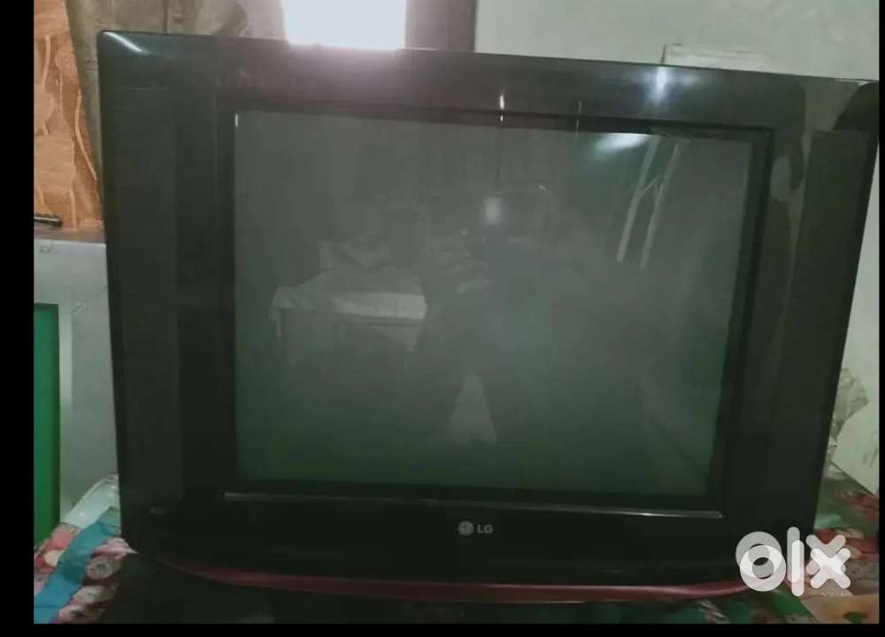 LG Flat 21 inch TV in working condition