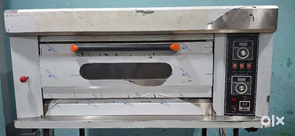 Commercial restaurant kitchen equipments