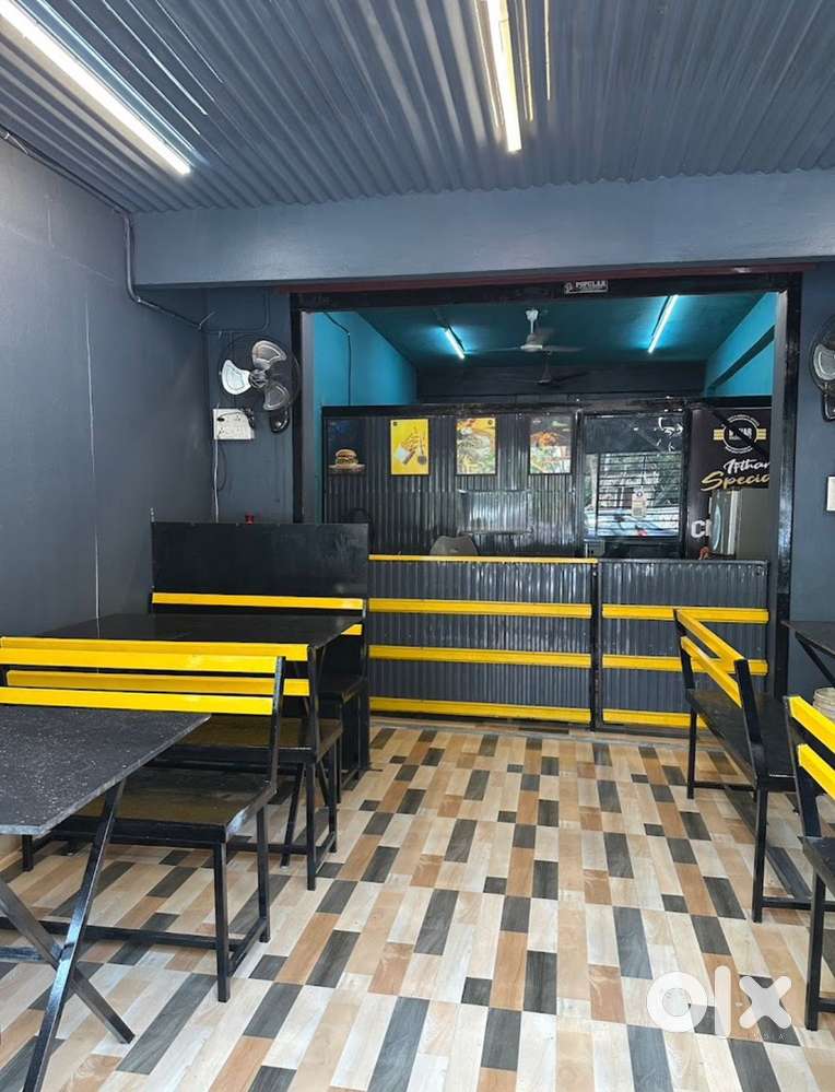 Fully operational fried chicken outlet for sale!