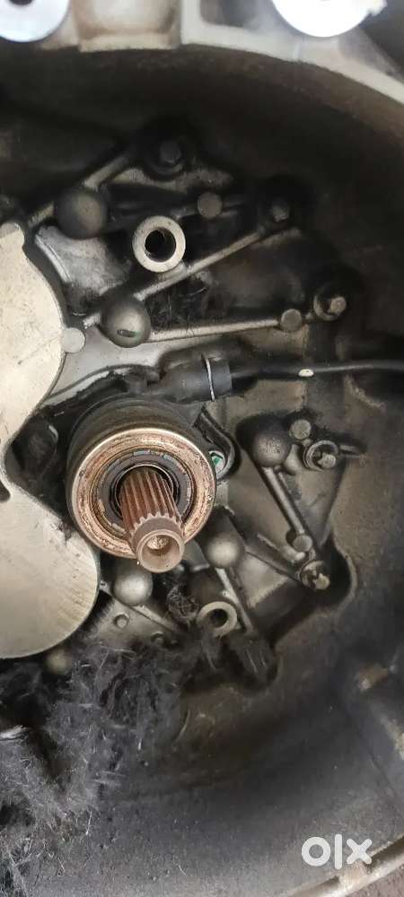 Car mechanic And helper