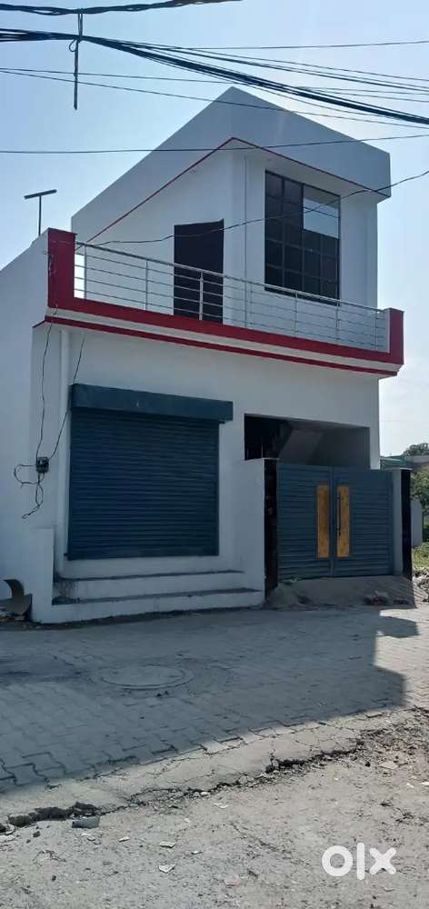 Oner bieldsemi comercial newly house for sell banjarawala