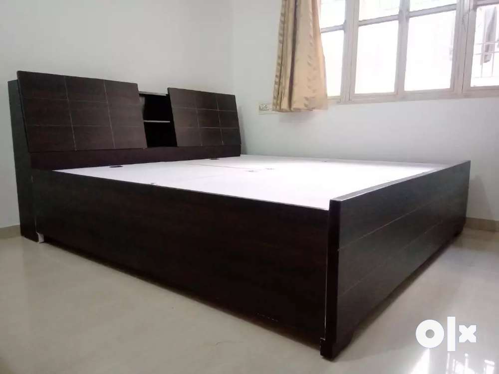 Double bed with Fom metteres 6x7