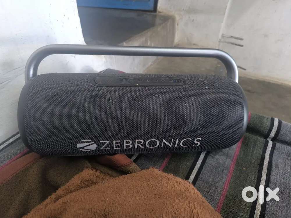 Zebronics portable bluetooth speaker Zeb axon 200