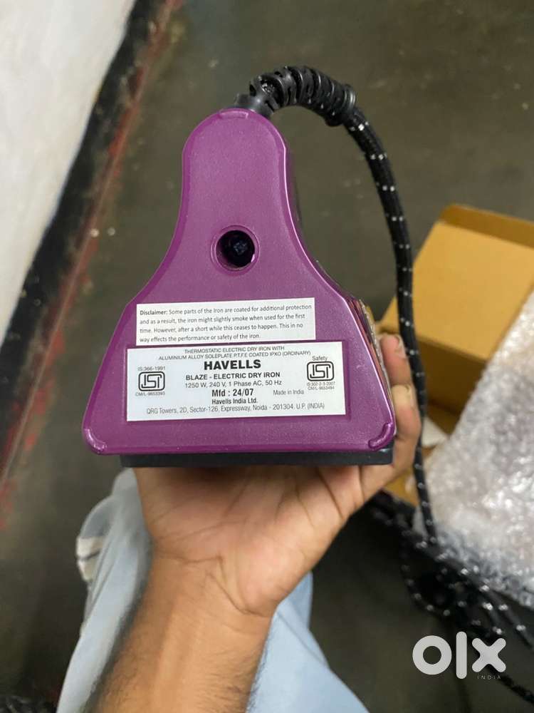 Iron box havells