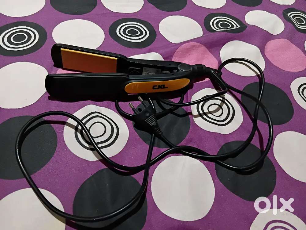 Hair straightner machine