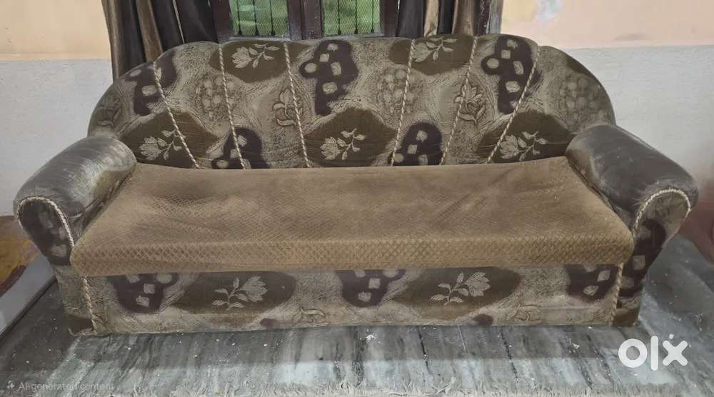 Old Sofa set