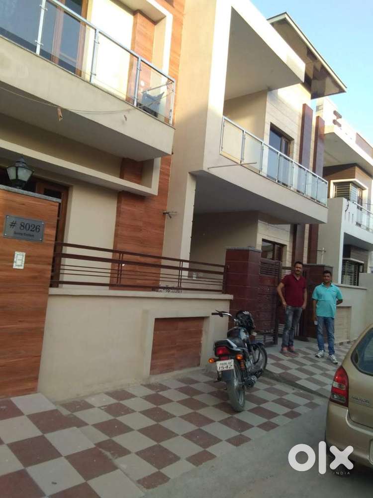 1BHK independent first  floor of kothi