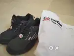 Acme black leather sports shoes