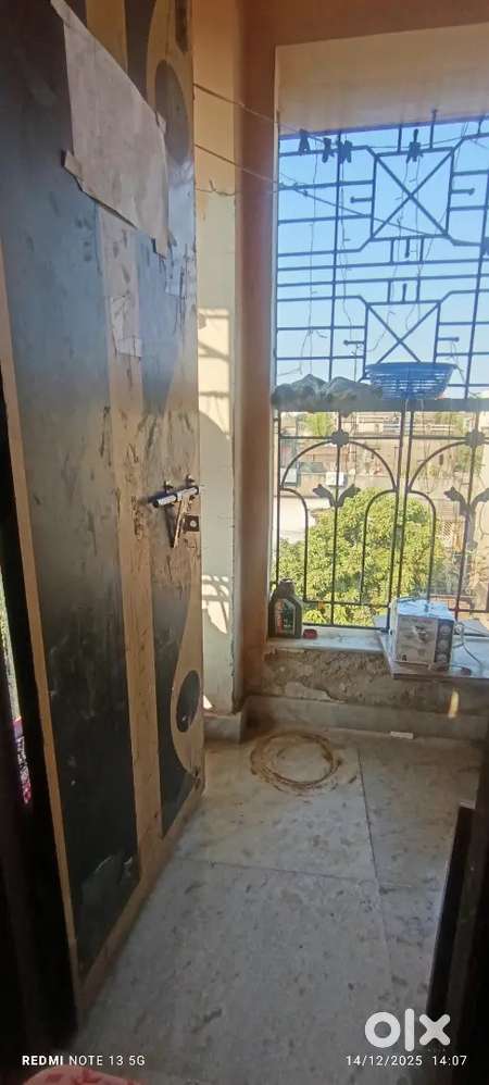 2 bhk 650 sq ft superbuilit flat contact