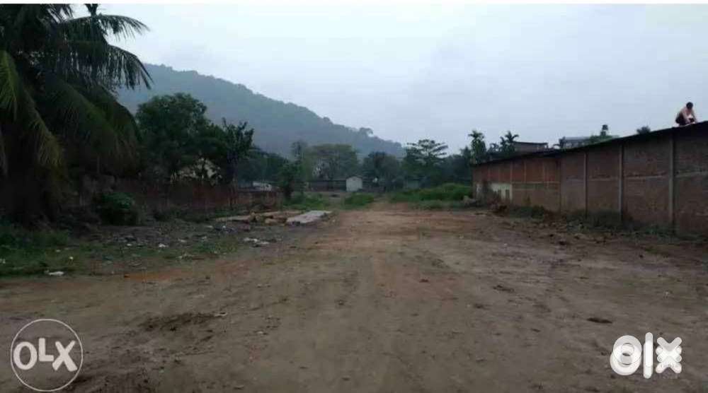 Open land for rent at manpara a.k dev road 9 Rs per sq ft.