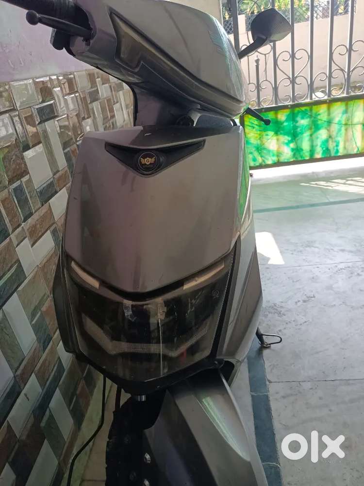 It is the electric scooter of gt force