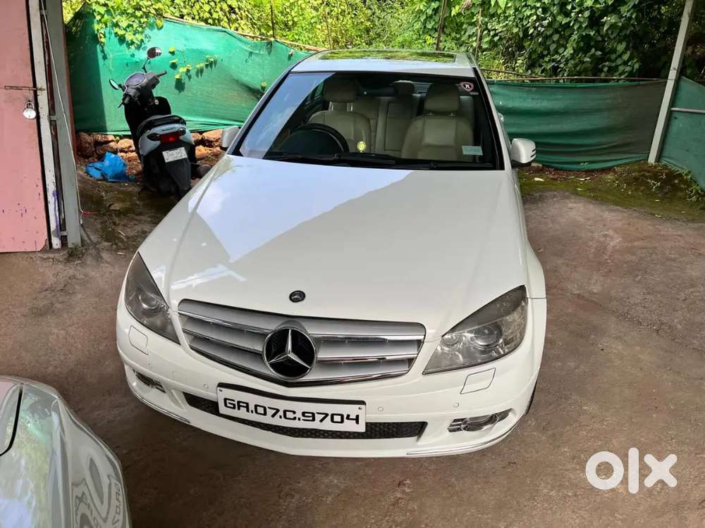 Mercedes-Benz C-Class 2010 Diesel 115000 Km Driven