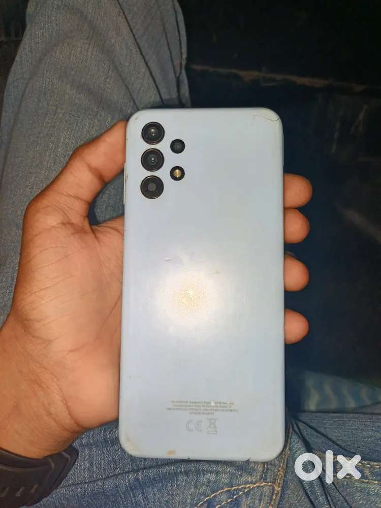 Samsung galaxy a13 4/128 with good condition and charger