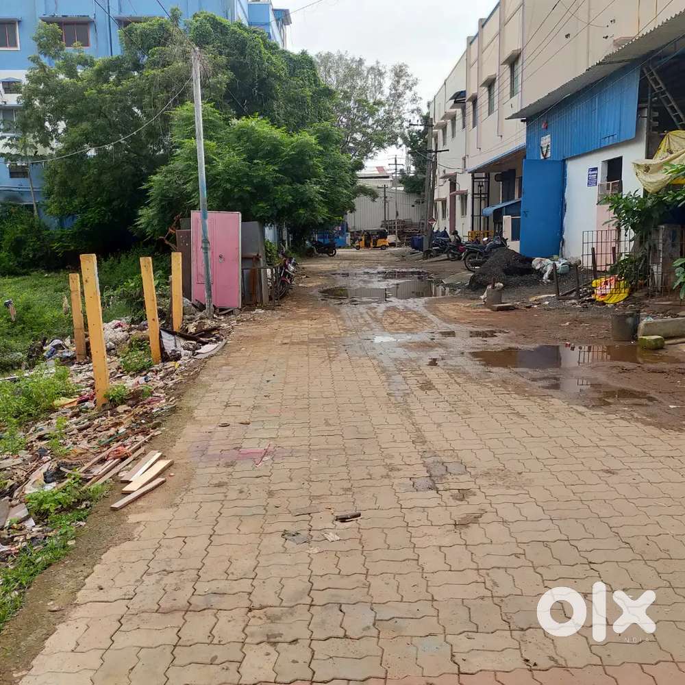 North Facing 1318 Sqft land in 30 Feet Road for Commercial Industrial