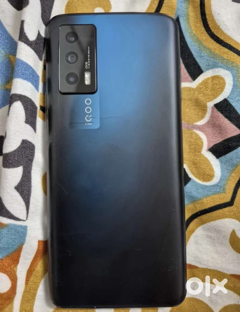 iqoo 7 8 gb+128 gb