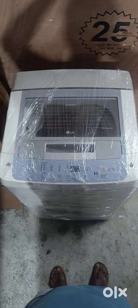 SINGLE DOOR FRIDGE TOP LOAD WASHING MACHINE SELLING ALSO RENTED FURN.