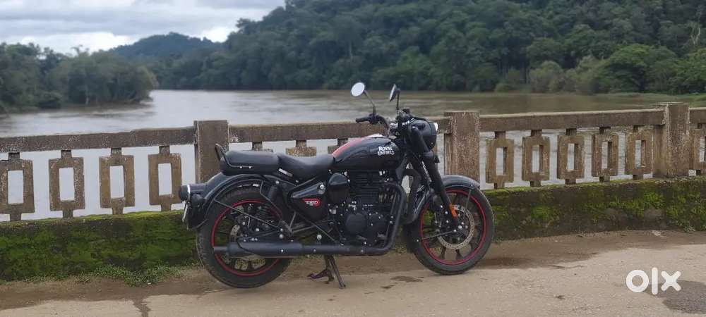 Im selliing my royal Enfield bike model 2024