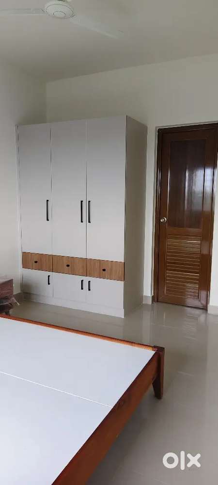 2BHK FLAT FOR RENT IN KARYAVATTOM