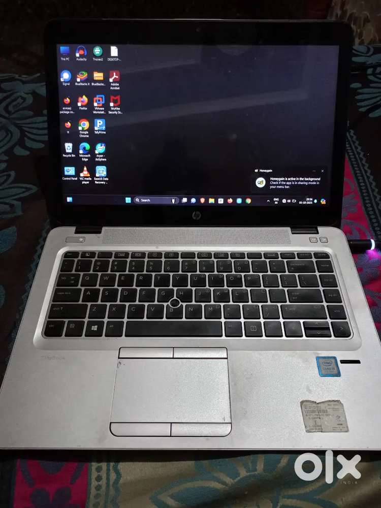 HP EliteBook i5 7gen with touch screen