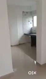One roommate required
