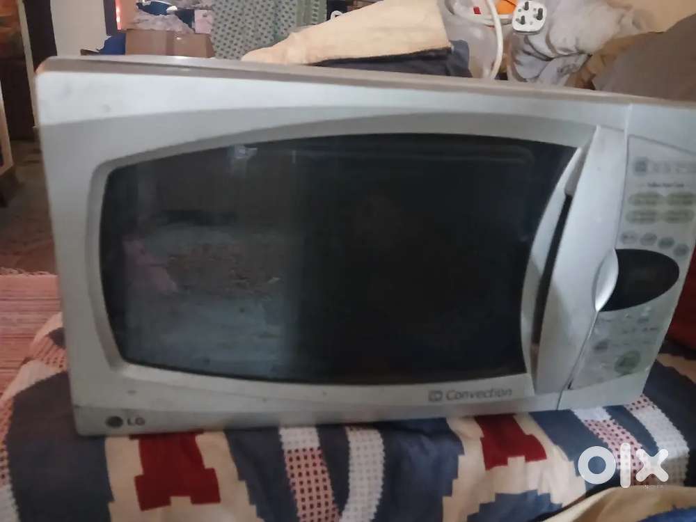 LG Microwave 16Lts convection