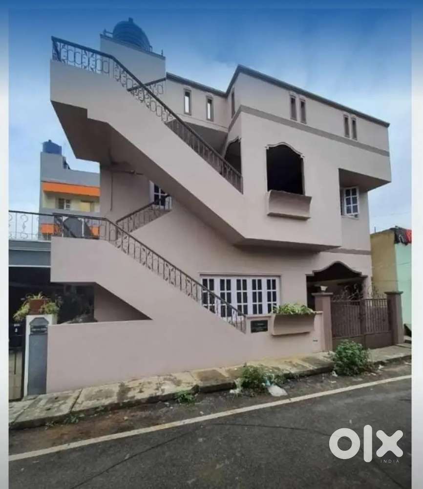 2 bhk house for rent in easther enclave layout hourmauv