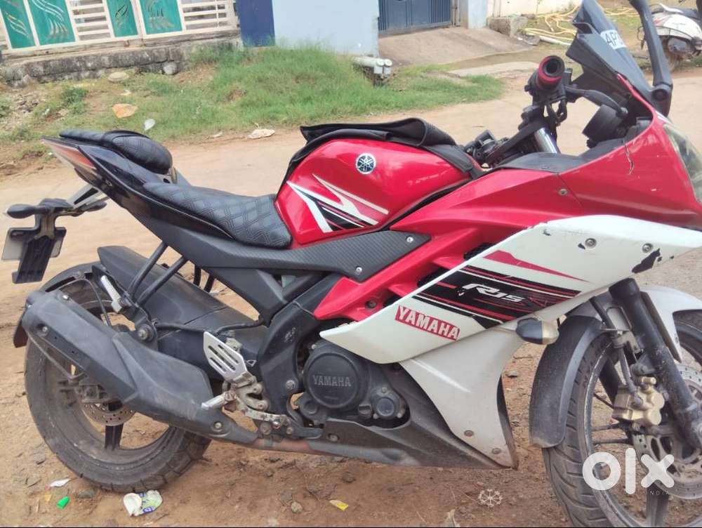 yamaha r15 v2