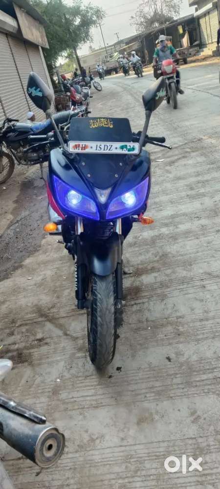 Yamaha fazer 2013 1st owner awesone condition well maintain