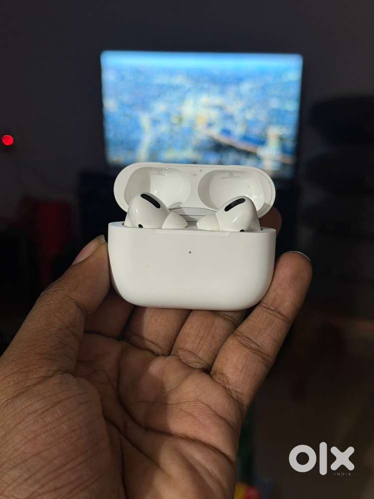 Apple Airpods pro 1st generation