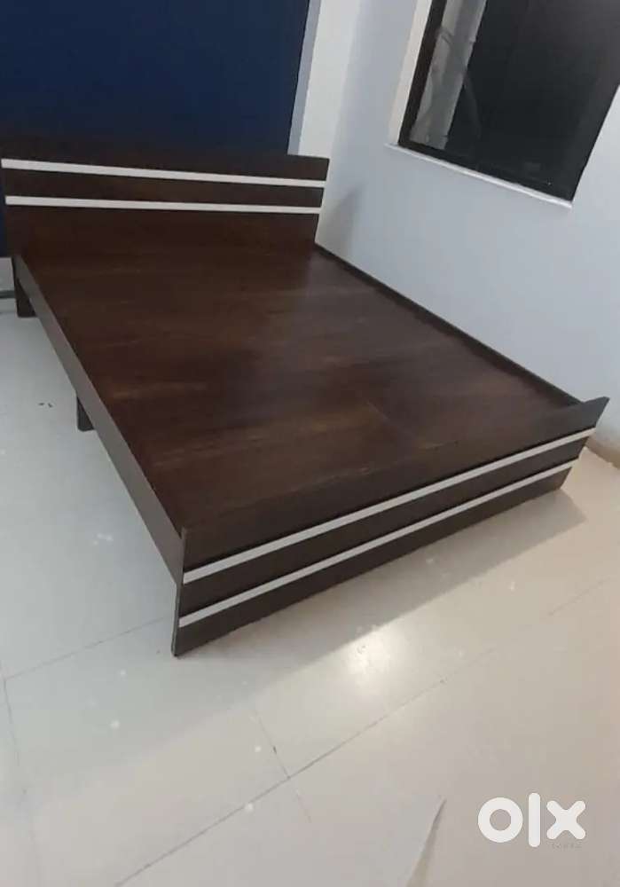 NEW QUEEN SIZE NON STORAGE BED AT FACTORY COST