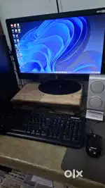 Desktop computer with i7 processor last Rs17000 only