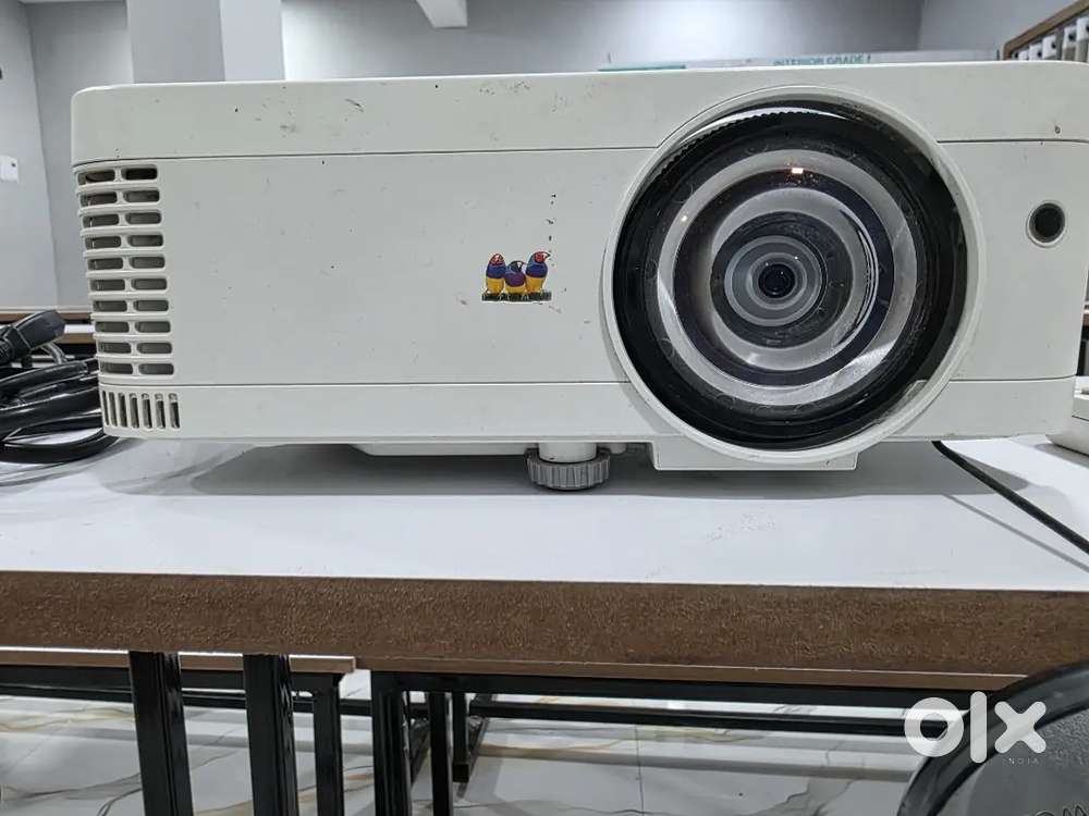 View sonic full HD projector