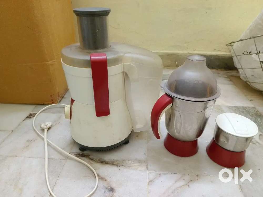 Philips mixture  cum juicer with 2 jars