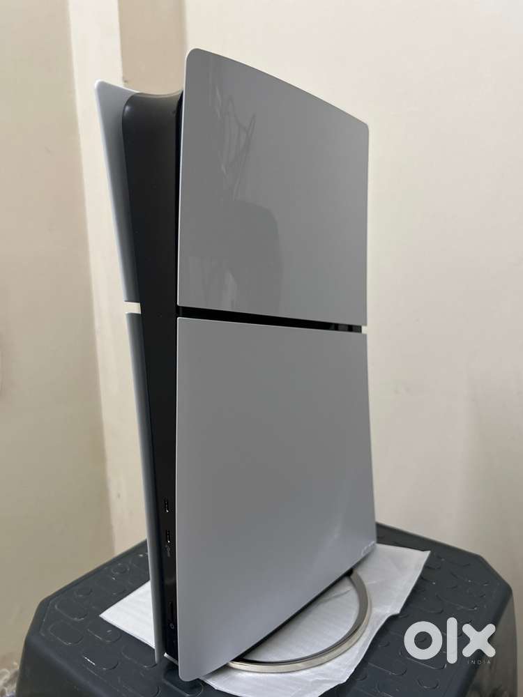 PS5 Slim Digital