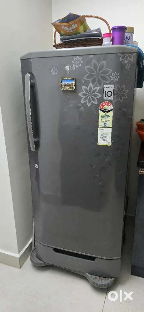 LG refrigirator LG single door r