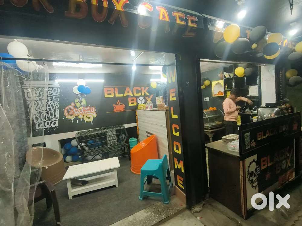 Shop rent pe deni saaraa samaan k saath