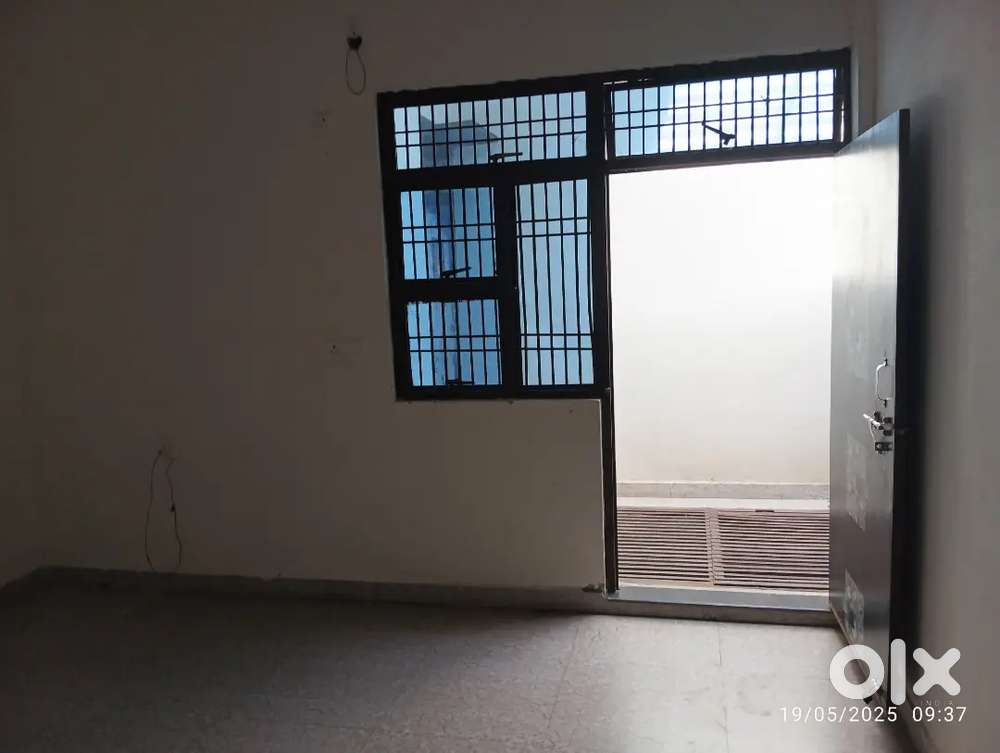 2 bhk and 1 bhk Room rent available only family person's