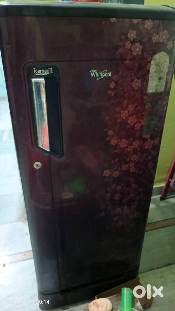 WHIRLPOOL ICE MAGIC SINGLE DOOR REFRIGERATOR