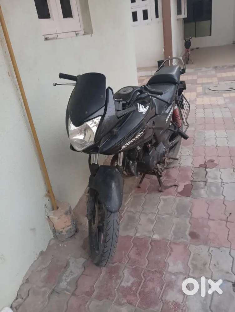 Running condition plastic body kit ka kharcha hai bas