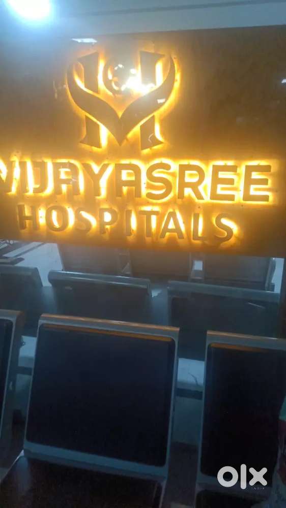 Wanted lady receptionist