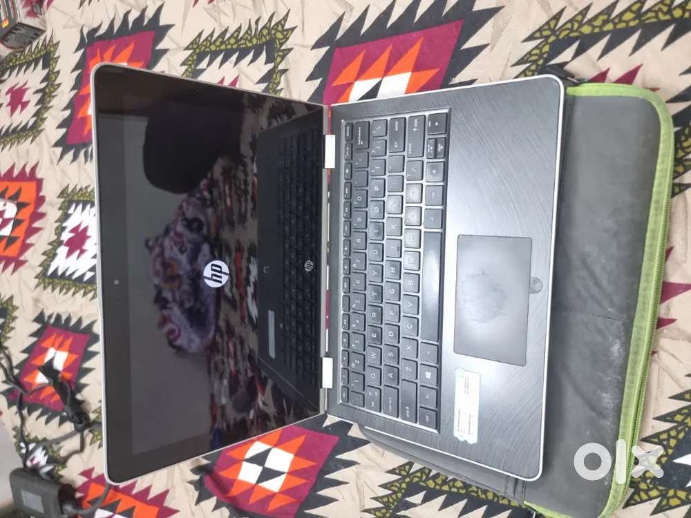 Hp i3 7th gen Touchscreen 360 rotation 
4gb ram 128gb ssd 