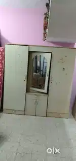 Cupboard set